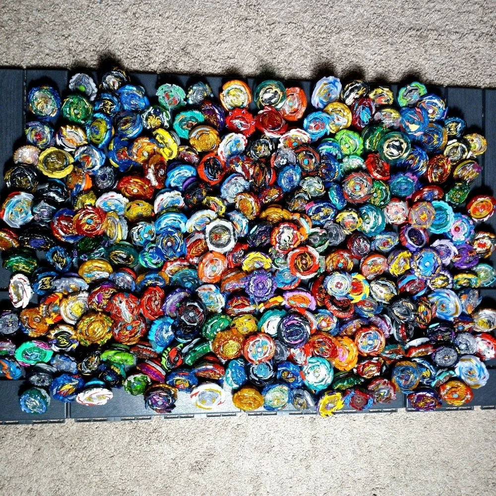 Beyblade Burst Metal LOT OF 10 Random Takara Tomy Hasbro + Rip Launcher -Genuine